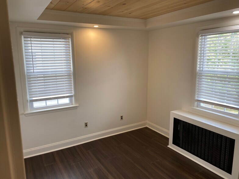1416 Sulphur Spring Rd, Arbutus, MD à louer - Photo de l’immeuble – Image 3 sur 9