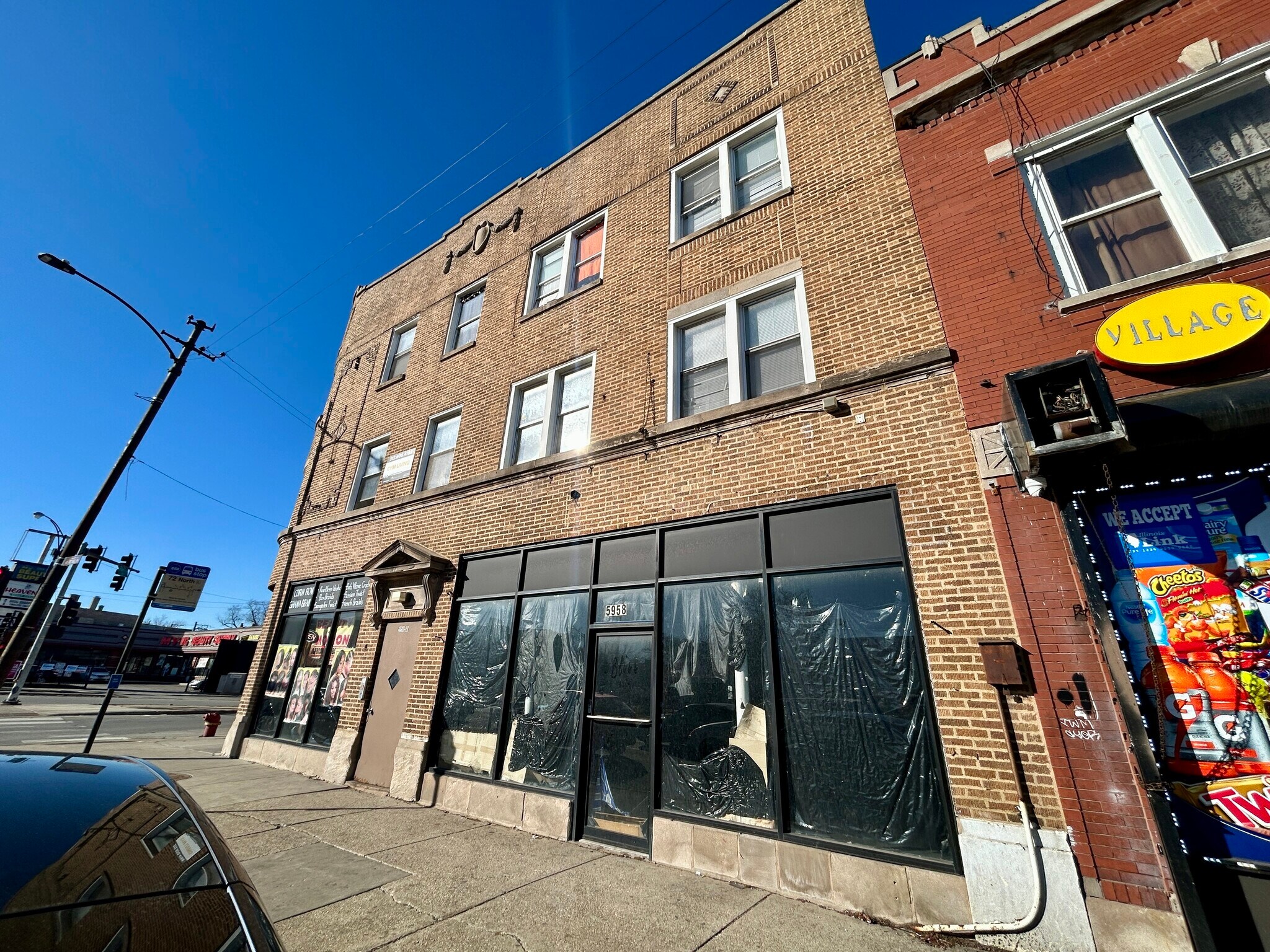 5960 W North Ave, Chicago, IL à louer Photo principale– Image 1 sur 6
