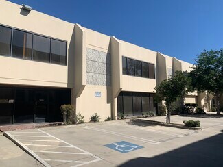 Plus de détails pour 11068 Randall St, Sun Valley, CA - Industriel/Logistique à louer