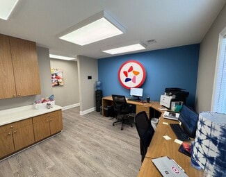 Plus de détails pour 80 Mountain Dr, Dahlonega, GA - Bureau à vendre