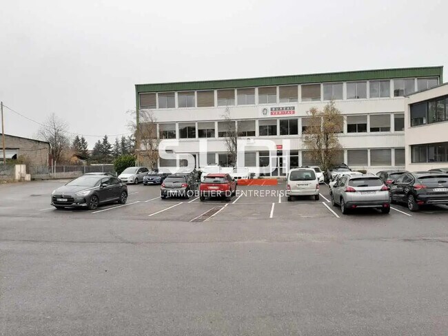 Plus de détails pour Bureau, Local d'activités à louer