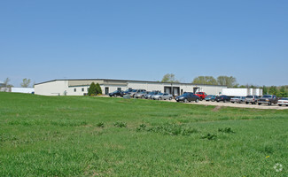 Plus de détails pour 761 N Parkway St, Jefferson, WI - Industriel/Logistique à vendre