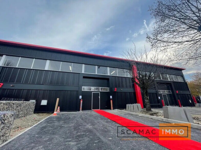 Industriel/Logistique dans Bonneuil-sur-Marne à louer - Photo de l’immeuble – Image 1 sur 7