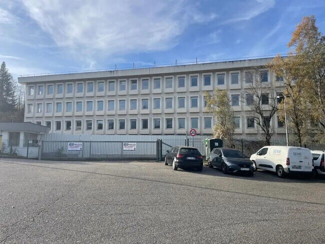 Plus de détails pour Industriel/Logistique à louer