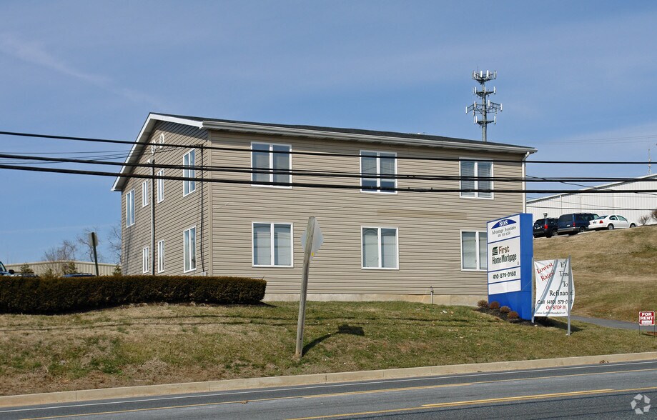 808 Baltimore Pike, Bel Air, MD à vendre - Photo principale – Image 1 sur 46