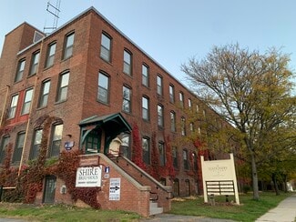 Plus de détails pour 63 Flansburg Ave, Dalton, MA - Local d’activités à vendre