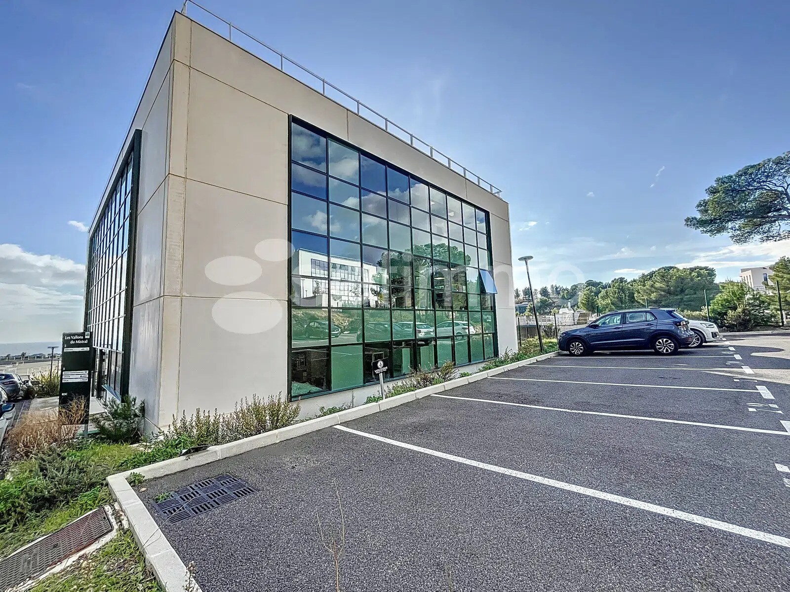 392 Avenue Des Genévriers, La Ciotat à louer Photo de l’immeuble– Image 1 sur 5