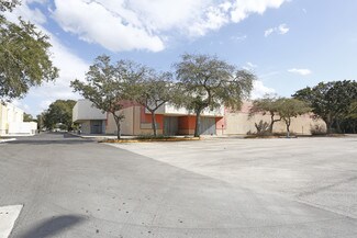 Plus de détails pour 4445 26th St W, Bradenton, FL - Local commercial à louer