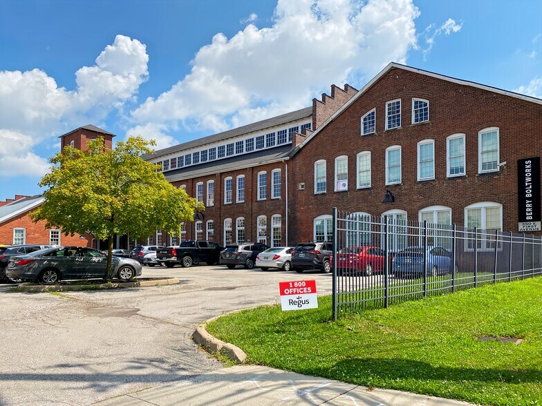 350 E 1st Ave, Columbus, OH à louer - Photo de l’immeuble – Image 3 sur 15