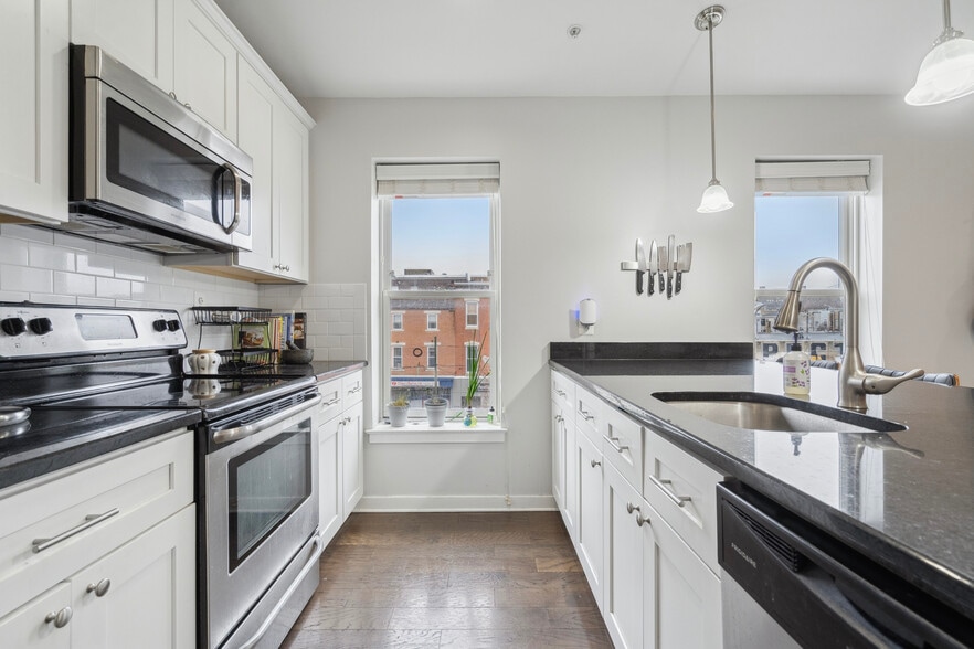 3rd & Girard, Philadelphia, PA à vendre - Photo intérieure – Image 2 sur 16