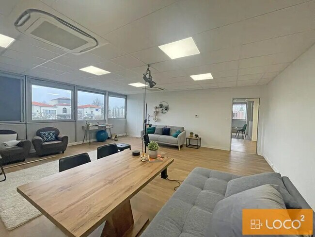 Plus de détails pour 1149 La Pyreneenne, Labège - Bureau à vendre