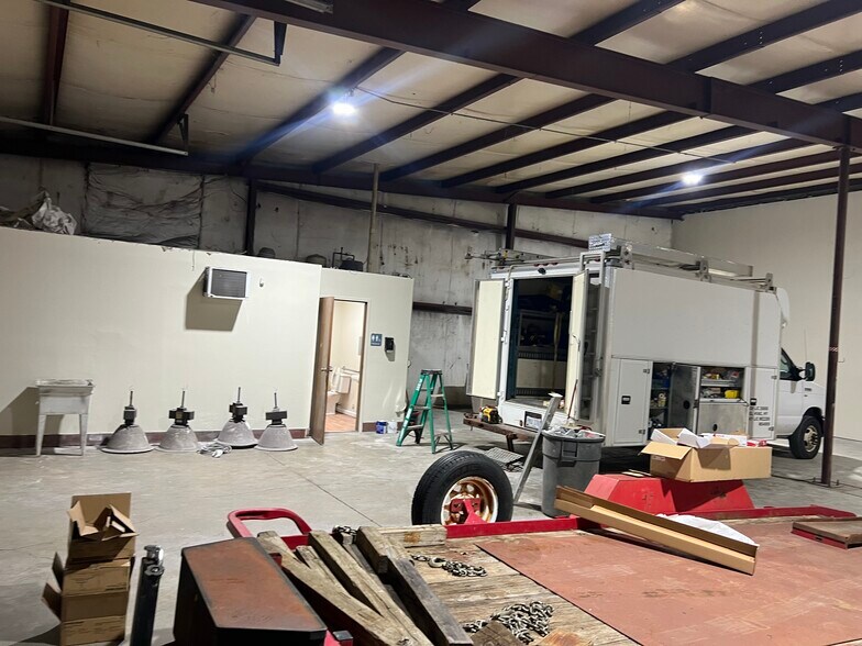 8890-8942 Goodsite Dr, Hamilton, OH à louer - Photo de l’immeuble – Image 3 sur 6