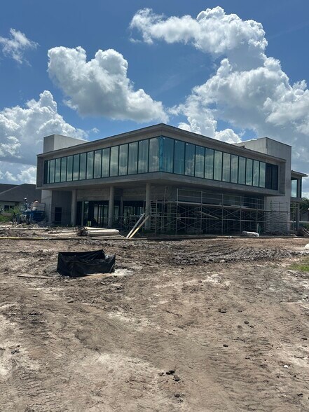 12060 Crystal Commerce Way, Orlando, FL à louer - Photo de l’immeuble – Image 3 sur 7