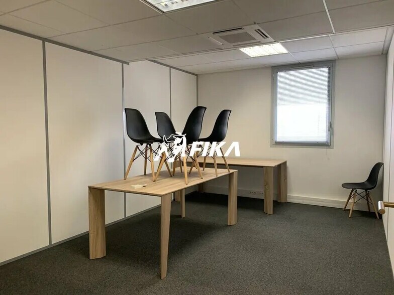 Bureau dans Toulouse à louer - Photo de l’immeuble – Image 3 sur 10