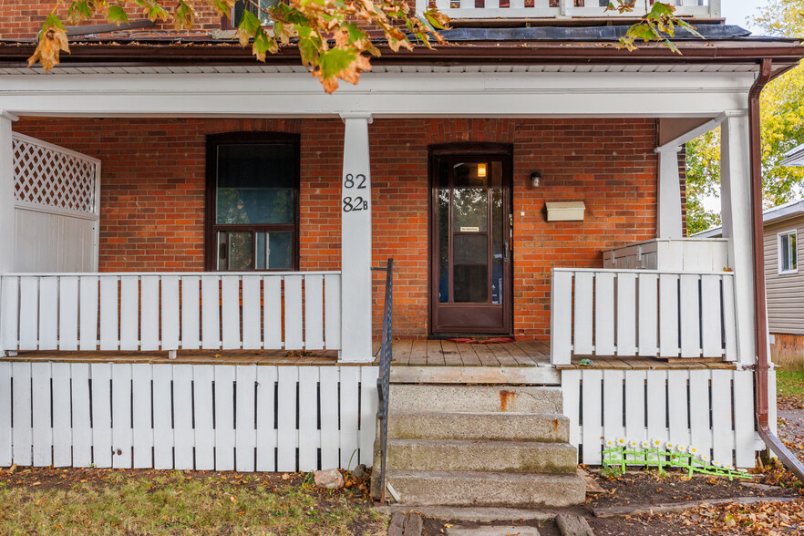 82 W Durham St, Kawartha Lakes, ON à vendre - Photo de l’immeuble – Image 3 sur 39