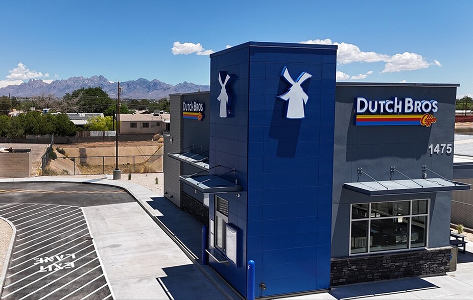 1475 S Valley Dr, Las Cruces, NM à vendre - Photo de l’immeuble – Image 2 sur 5