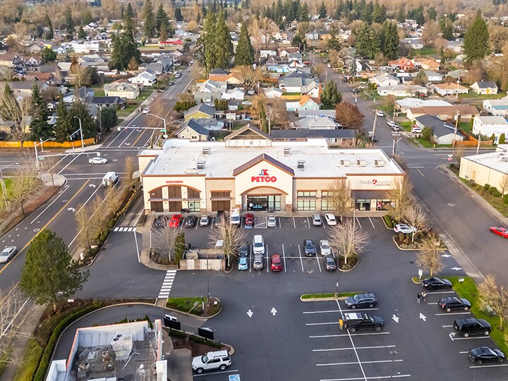 717 Geary St SE, Albany, OR à vendre Photo principale– Image 1 sur 3