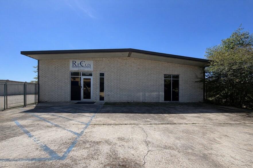 3502 Patrick St, Lake Charles, LA à louer - Photo principale – Image 1 sur 14