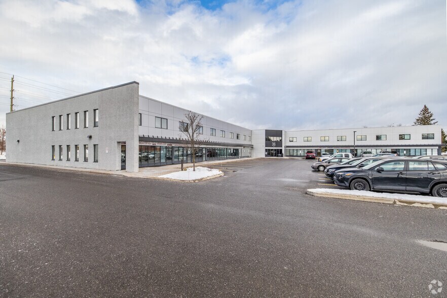 36-38 Antares Drive portefeuille de 2 biens à vendre sur LoopNet.fr - Photo principale – Image 1 sur 2