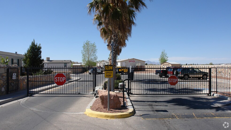 8888 Rabe Ct, El Paso, TX à vendre - Photo principale – Image 1 sur 5