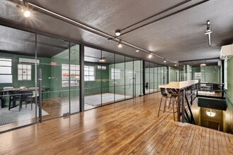 103 S 2nd St, Leesburg, FL à louer Photo intérieure– Image 2 sur 16