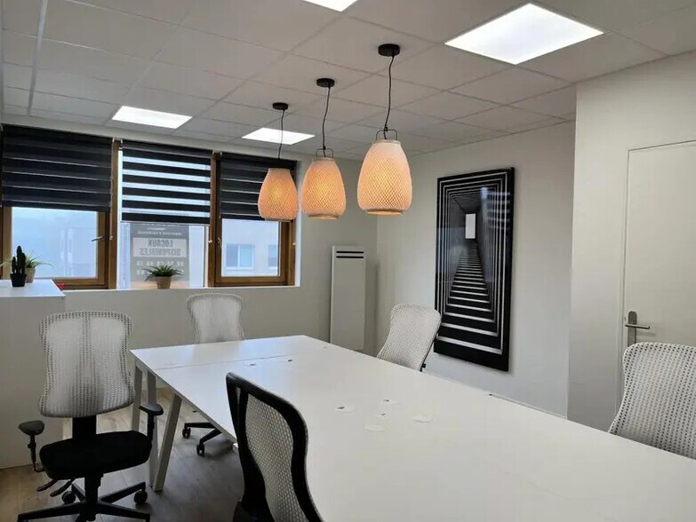Bureau dans Cesson-Sévigné à louer - Photo intérieure – Image 2 sur 8
