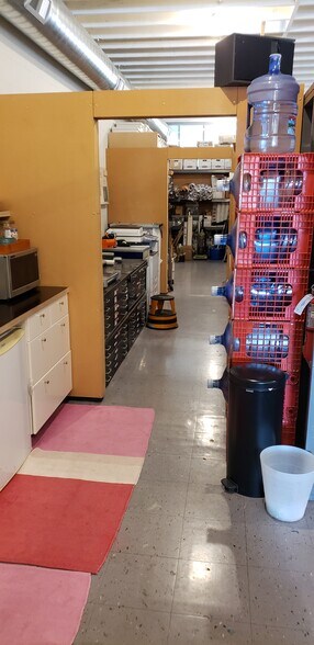 11533 W Pico Blvd, Los Angeles, CA à louer - Photo intérieure – Image 3 sur 3