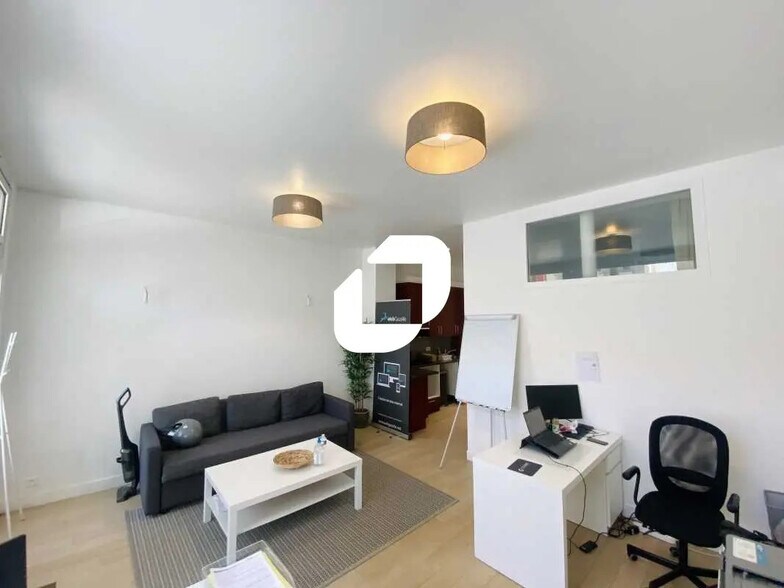 Bureau dans Paris à louer - Photo de l’immeuble – Image 3 sur 9