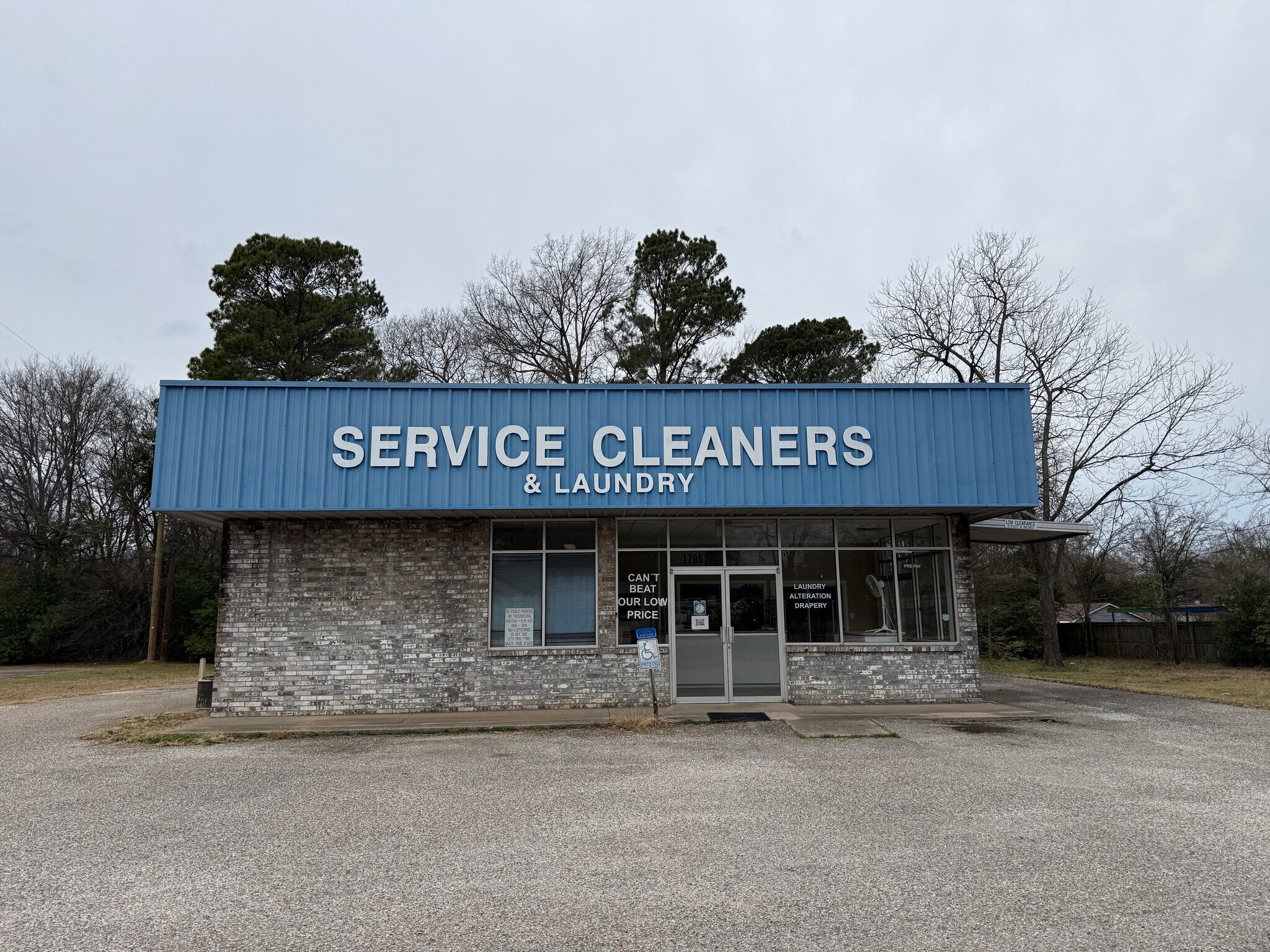 1705 S Mobberly Ave, Longview, TX à vendre Photo principale– Image 1 sur 10