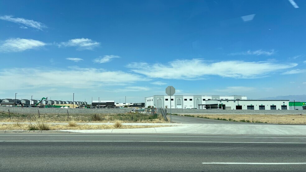 4614 West 7800 South, West Jordan, UT à vendre - Photo de l’immeuble – Image 3 sur 11
