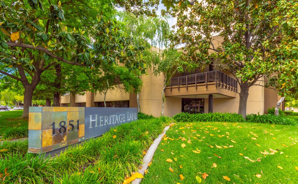 1851 Heritage Ln, Sacramento, CA à louer - Photo de l’immeuble – Image 3 sur 4