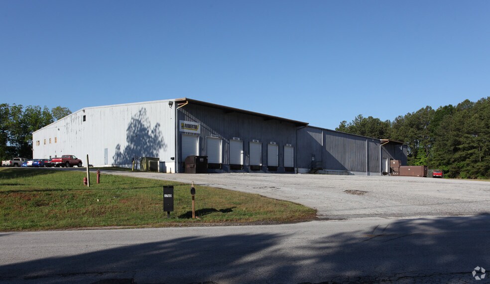 1721 Old Covington Rd NE, Conyers, GA à louer - Photo de l’immeuble – Image 1 sur 21