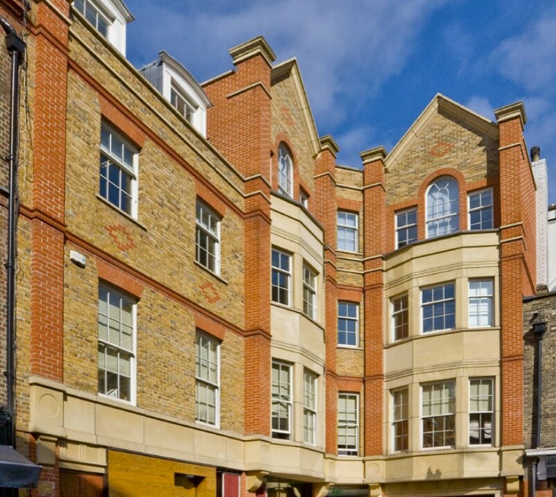 14-16 Bruton Pl, Londres à louer Photo de l’immeuble– Image 1 sur 2