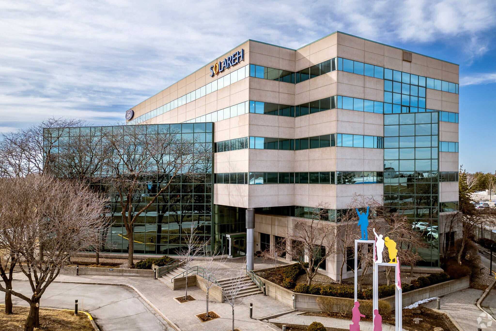 6505 Rte Transcanadienne, Montréal, QC à louer Photo principale– Image 1 sur 5