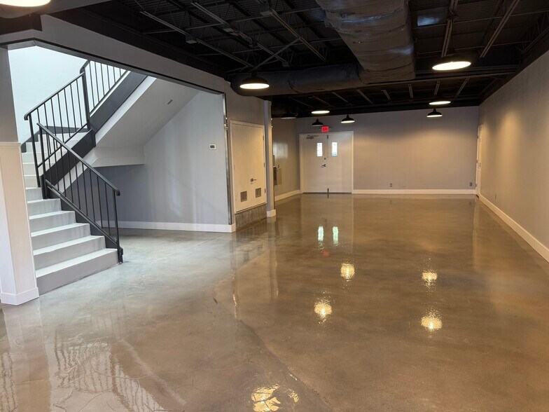 975 W Bitters Rd, San Antonio, TX à vendre - Photo de l’immeuble – Image 2 sur 15