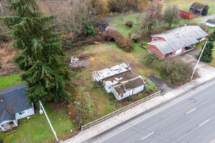 11704 Canyon Rd E, Puyallup, WA à vendre - Photo de l’immeuble – Image 2 sur 10