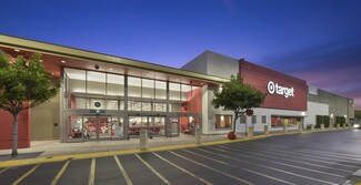 Plus de détails pour 1711-1990 University Dr, Vista, CA - Local commercial à louer