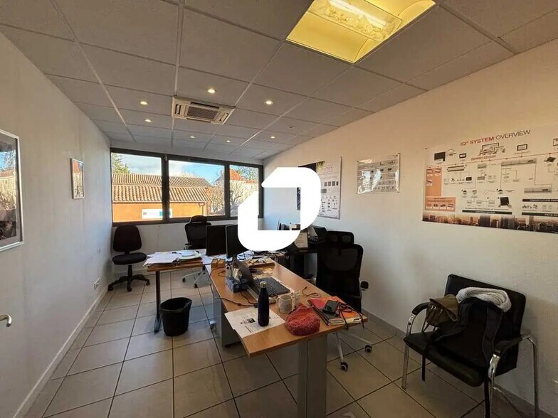 Bureau dans Limas à vendre - Photo de l’immeuble – Image 2 sur 8