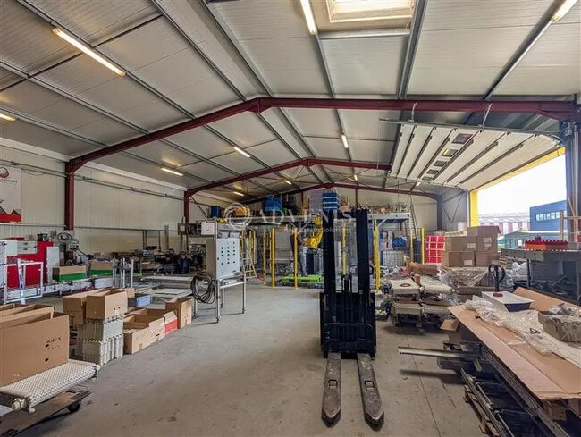 Plus de détails pour Industriel/Logistique à vendre