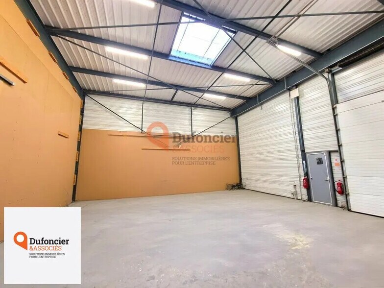 Local d'activités dans Poitiers à vendre - Photo intérieure – Image 3 sur 9