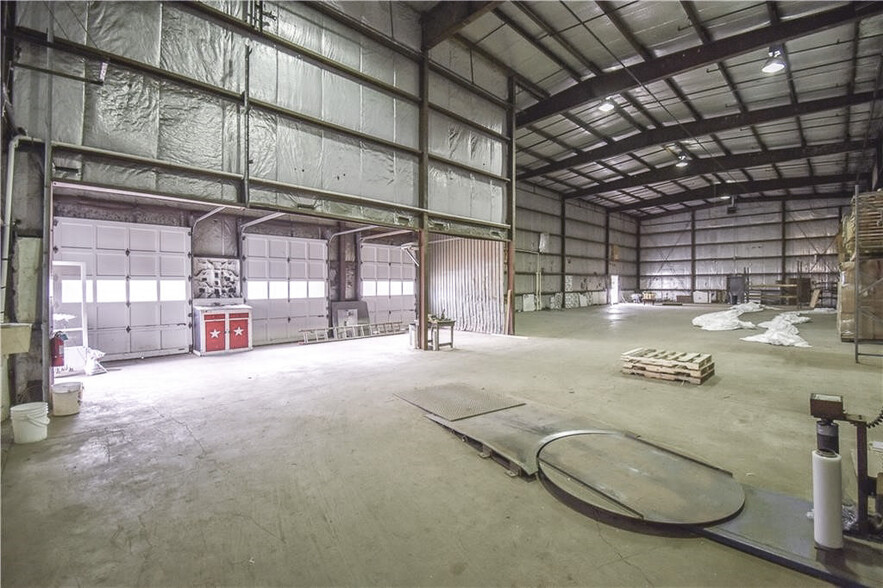 15 Eagle St, Phelps, NY à louer - Photo de l’immeuble – Image 2 sur 9