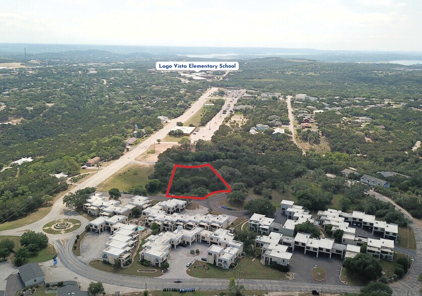 5807 Circulo Dr dr, Lago Vista, TX à vendre - Aérien – Image 2 sur 3