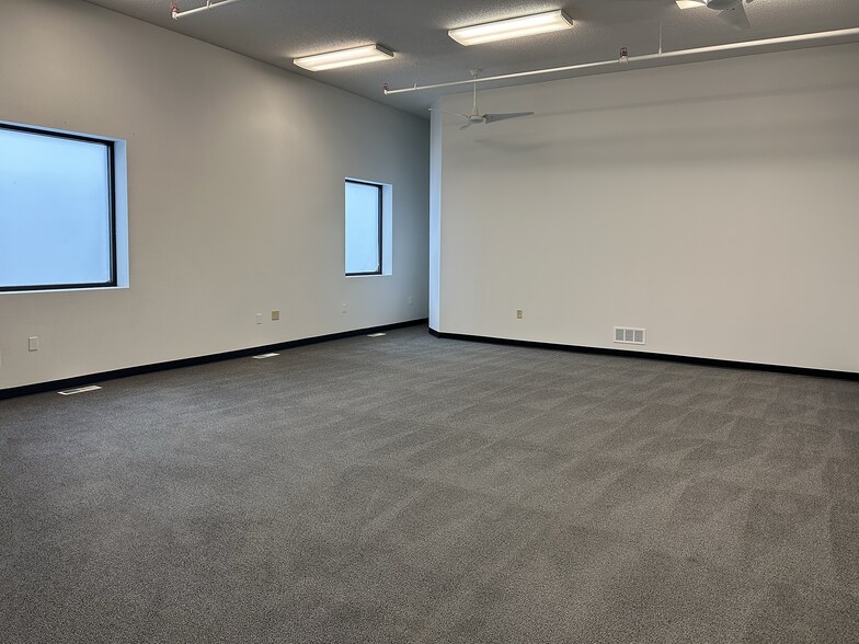 1101 2nd St S, Sartell, MN à louer - Photo de l’immeuble – Image 2 sur 14