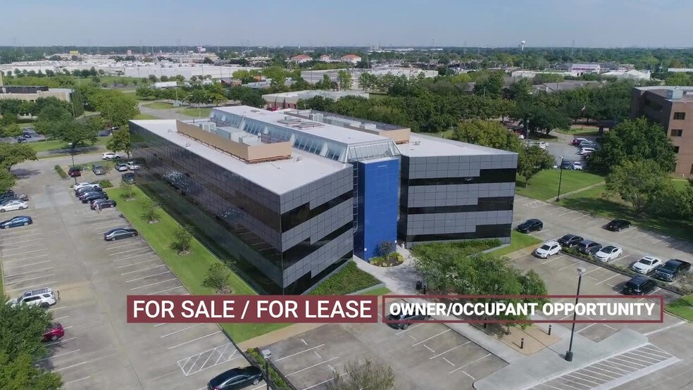 11301 Fallbrook Dr, Houston, TX à louer - Vidéo sur l’annonce professionnelle – Image 3 sur 14