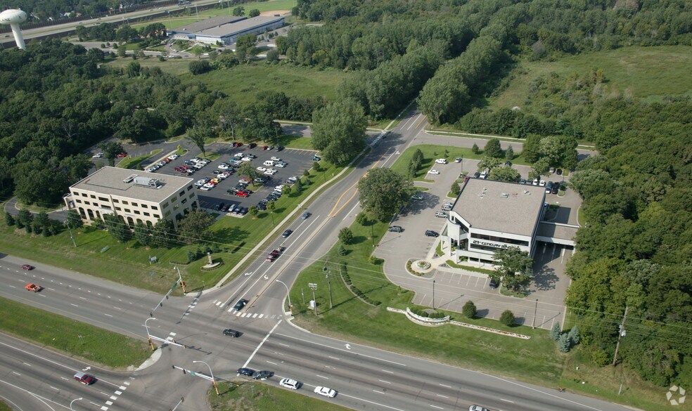 9380 NE Central Ave, Blaine, MN à louer - Aérien – Image 2 sur 11
