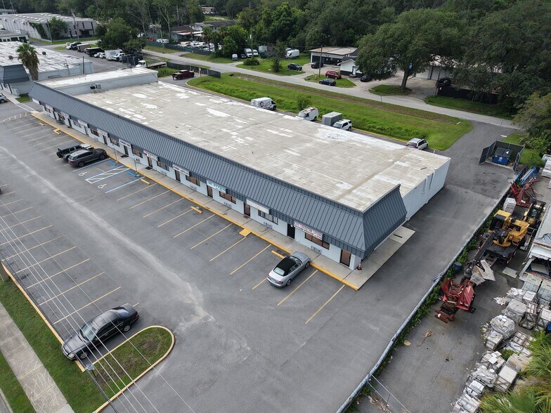 6110 Powers Ave, Jacksonville, FL à louer - Photo de l’immeuble – Image 3 sur 5