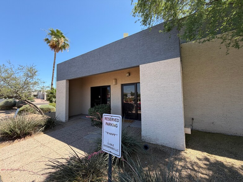 7745 E Redfield Rd, Scottsdale, AZ à vendre - Photo de l’immeuble – Image 2 sur 14