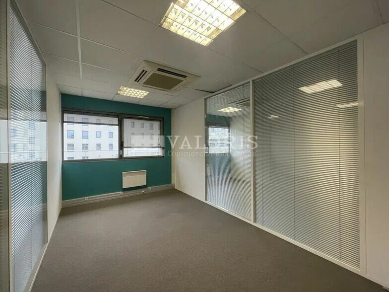 Bureau dans Lyon à louer - Photo de l’immeuble – Image 3 sur 17