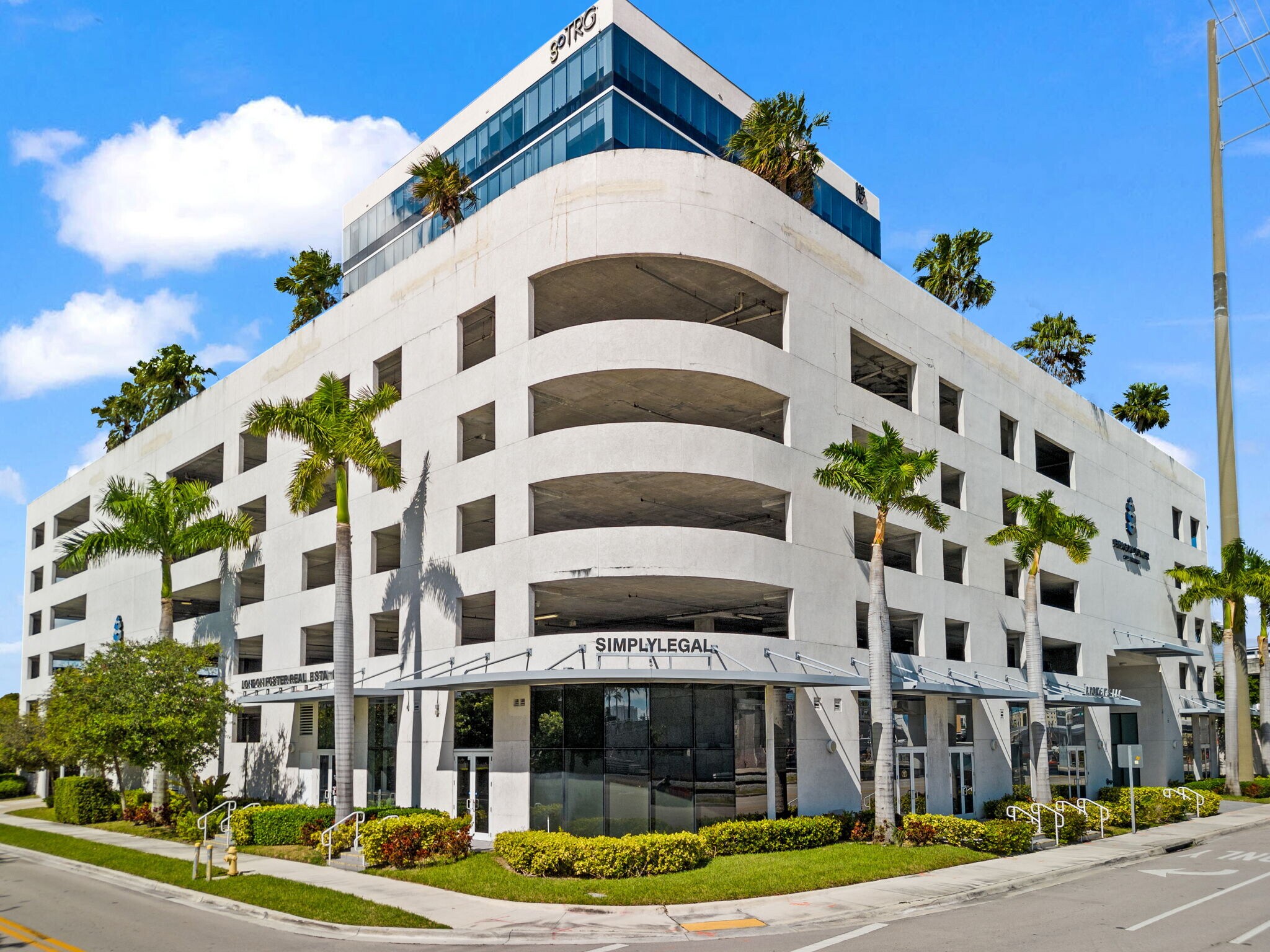 20200 W dixie Hwy, Aventura, FL à louer Photo de l’immeuble– Image 1 sur 19