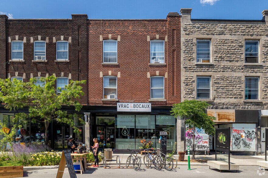 1301-1307 Av Du Mont-Royal E, Montréal, QC à vendre - Photo de l’immeuble – Image 1 sur 3